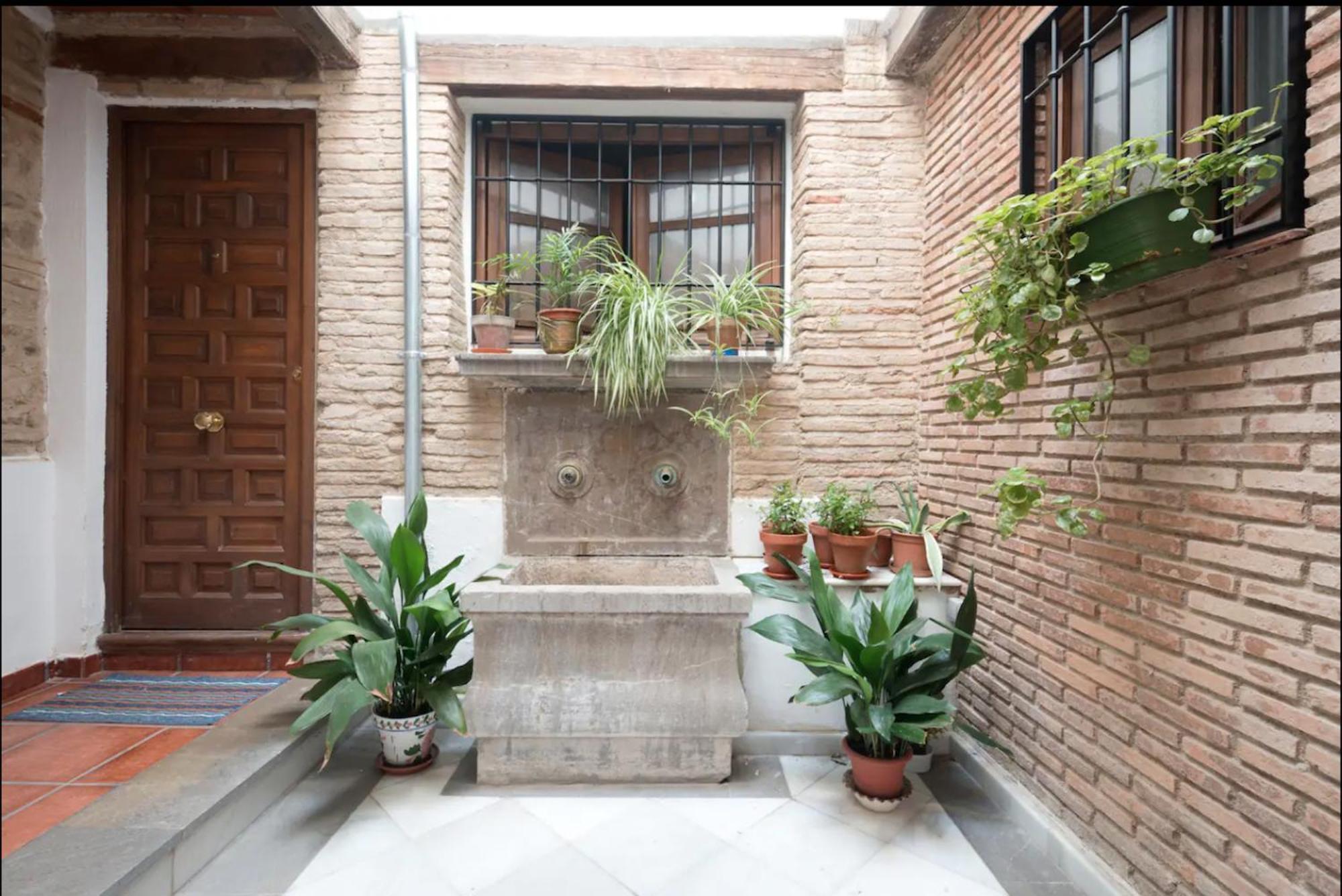 Apartamentos Centro Historico A Los Pies De La Alhambra Granada Buitenkant foto
